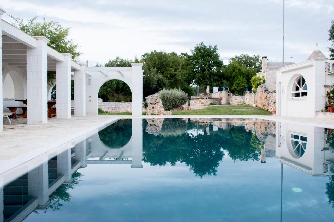 Trullo Cinquenoci Suite ロコロトンド エクステリア 写真
