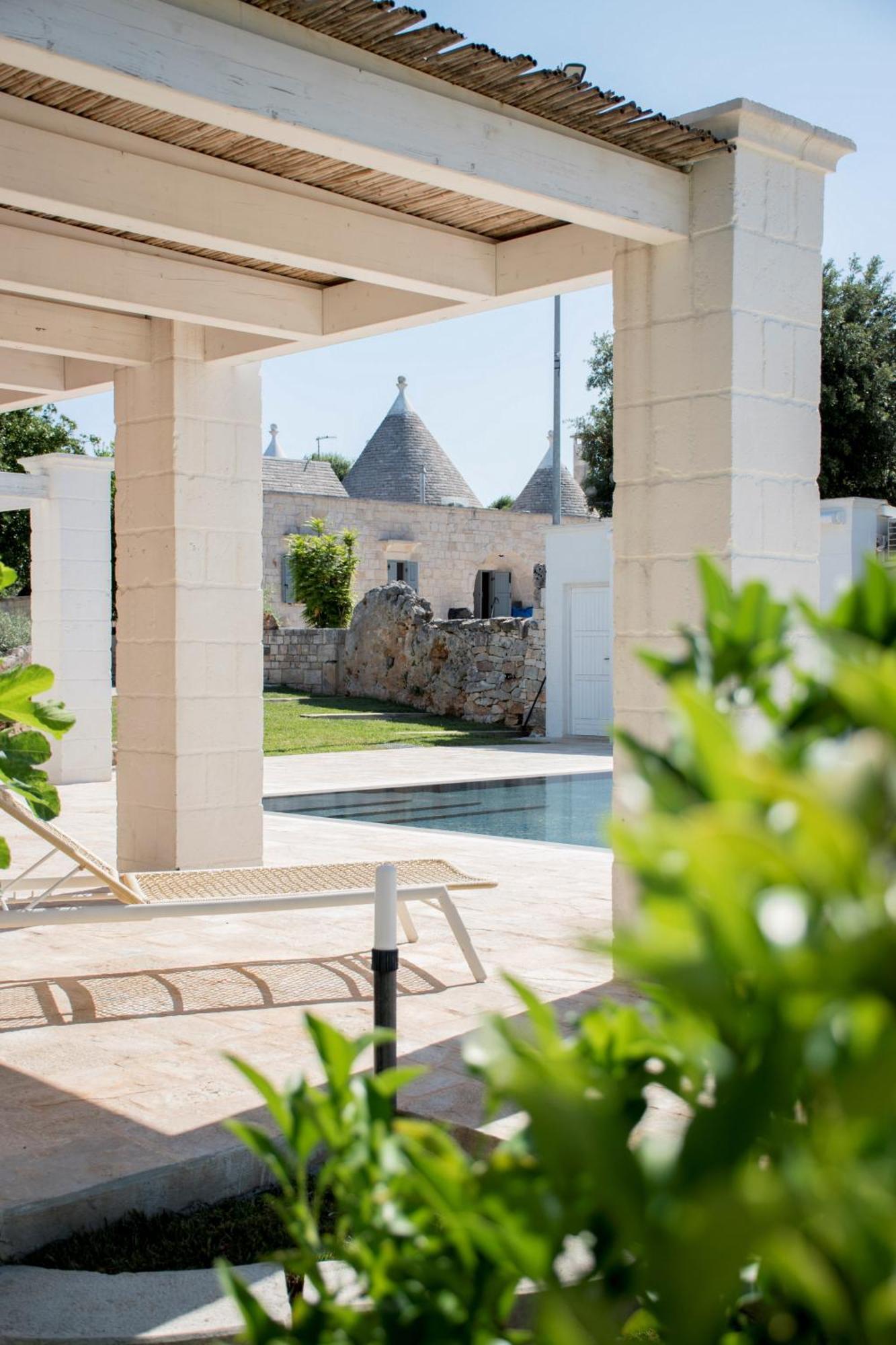 Trullo Cinquenoci Suite ロコロトンド エクステリア 写真